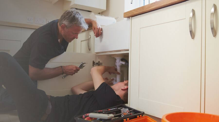 Professional burst pipe repair services in Evadale, TX